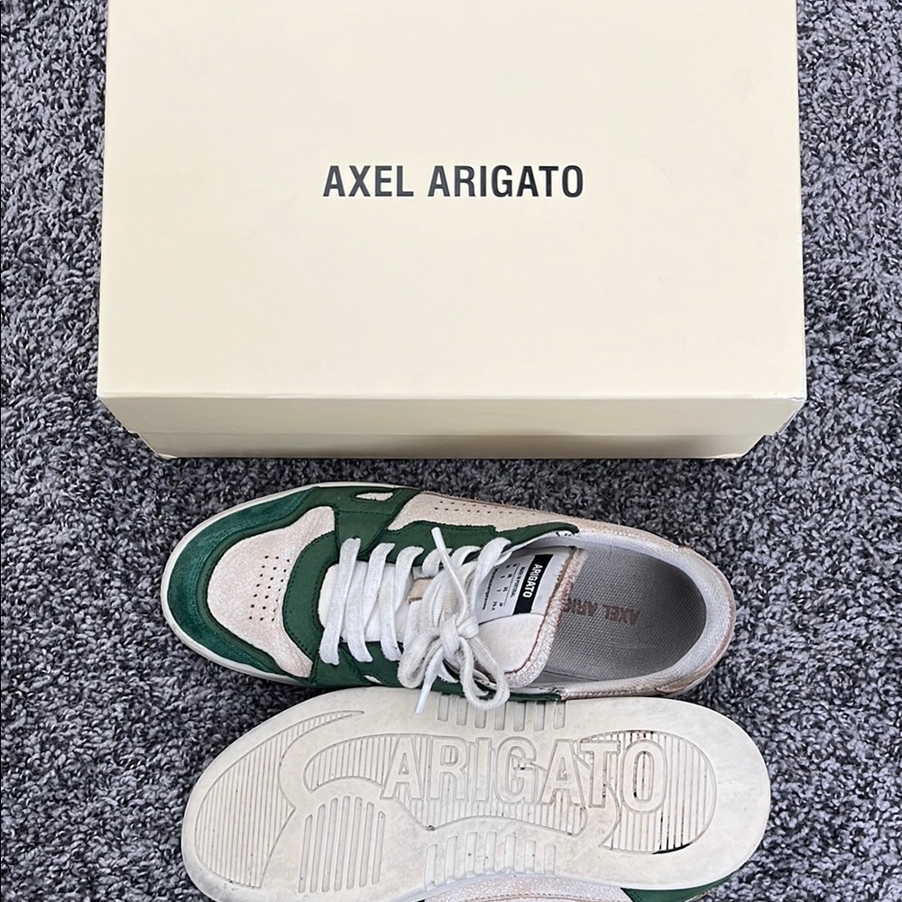 Axel Arigato Green and Cream Sneakers men’s 7 women’s 8.5
